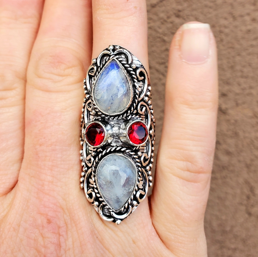 New Rainbow Moonstone & Garnet 925 Silver Statement Ring.
